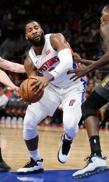 Alex Len, Vince Carter lift Hawks over Pistons 98-95